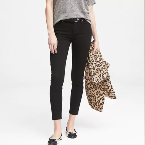 Banana Republic Denim - Banana Republic Skinny Stay Black Jeans 28 v369